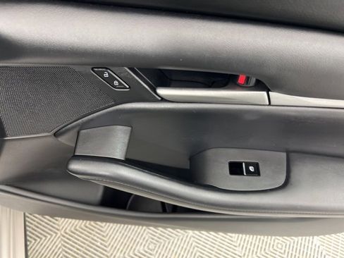 Used 2023 MAZDA MAZDA3 s image 25