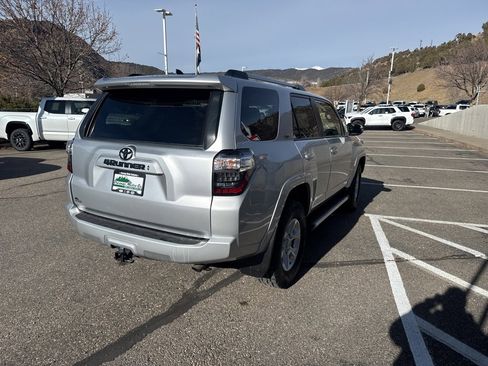 Certified 2020 Toyota 4Runner SR5 Premium image 9