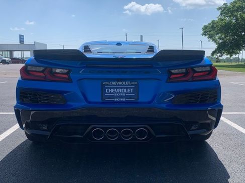 Used 2024 Chevrolet Corvette Z06 image 7