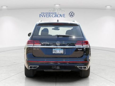 Certified 2022 Volkswagen Atlas SEL R-Line AWD/4WD image 6