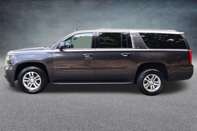 Used 2016 Chevrolet Suburban LT AWD/4WD image 4