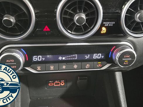 Used 2020 Nissan Sentra SV FWD image 16