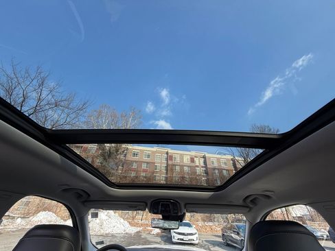 Used 2023 Jeep Grand Cherokee Limited w/ Luxury Tech Group II image 26