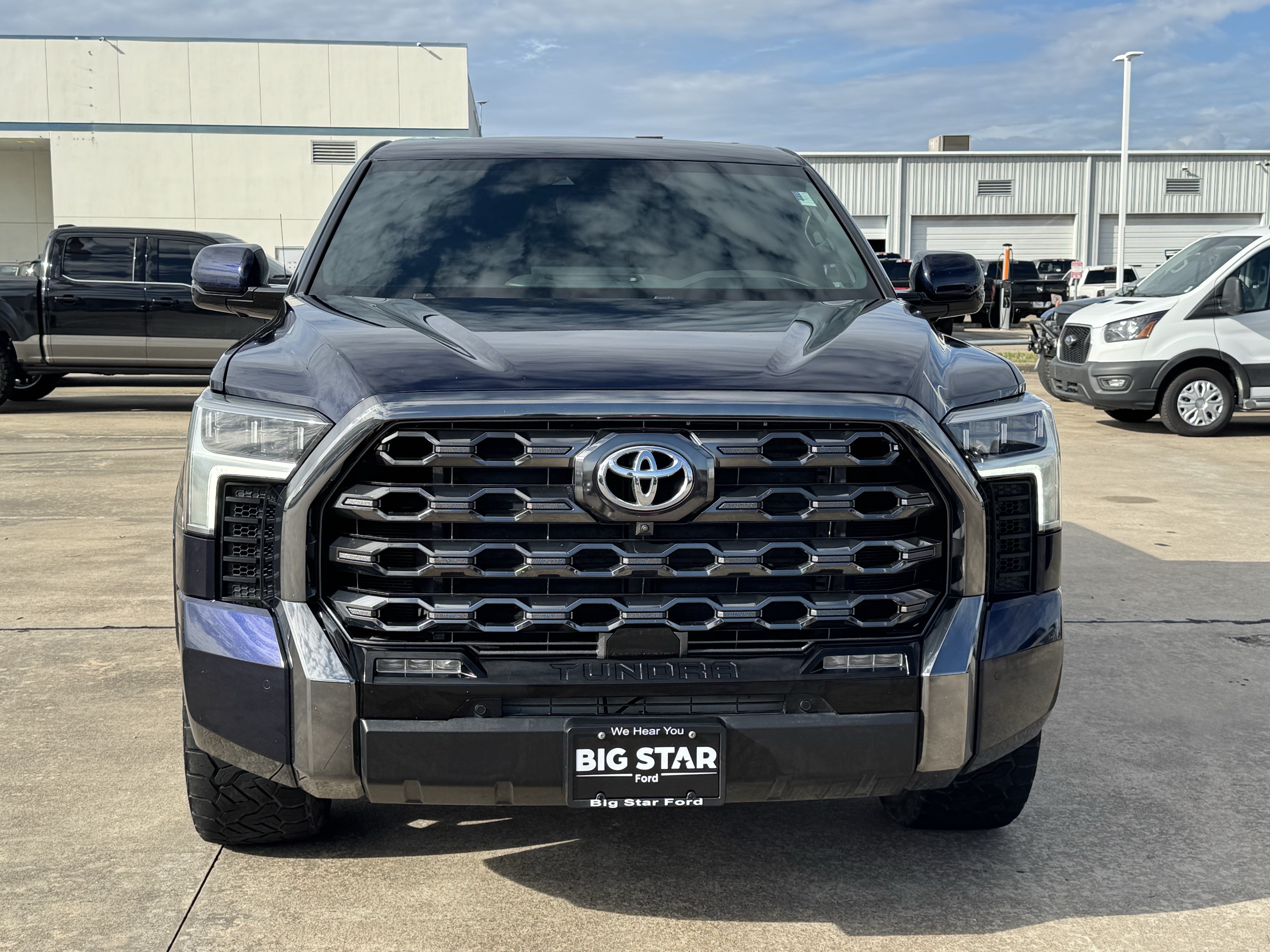 Used 2023 Toyota Tundra Platinum AWD/4WD image 11