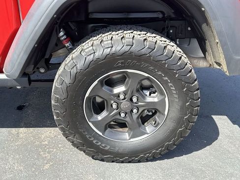 Used 2022 Jeep Gladiator Rubicon w/ Trailer Tow Package AWD/4WD image 33