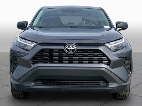 Used 2023 Toyota RAV4 LE FWD image 4