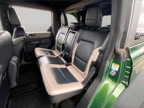 Used 2024 Ford Bronco Wildtrak AWD/4WD image 19