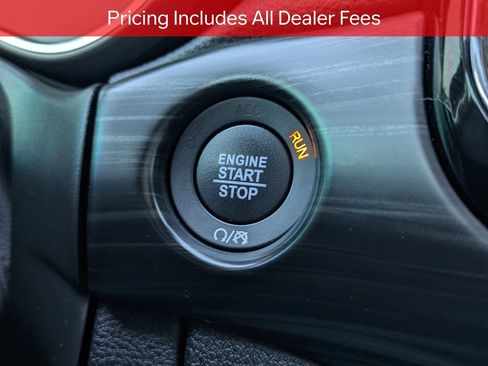 Used 2020 Jeep Grand Cherokee Altitude RWD image 30