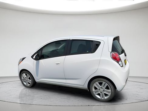 Used 2015 Chevrolet Spark LT FWD image 7