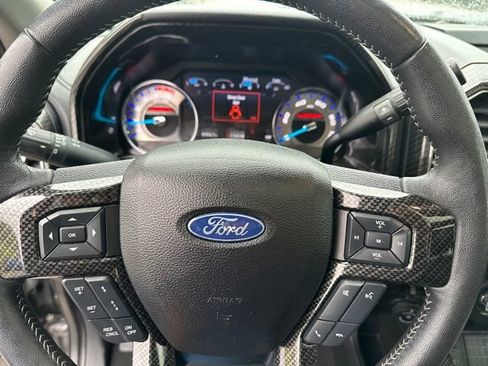 Used 2021 Ford F250 Lariat w/ Lariat Ultimate Package AWD/4WD image 33