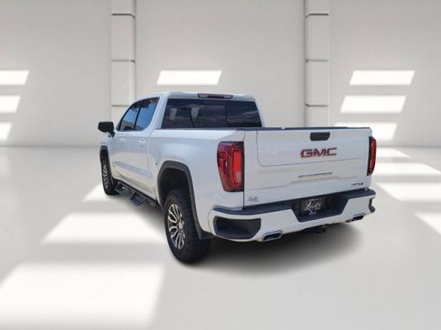 Used 2022 GMC Sierra 1500 AT4 w/ AT4 Preferred Package image 4