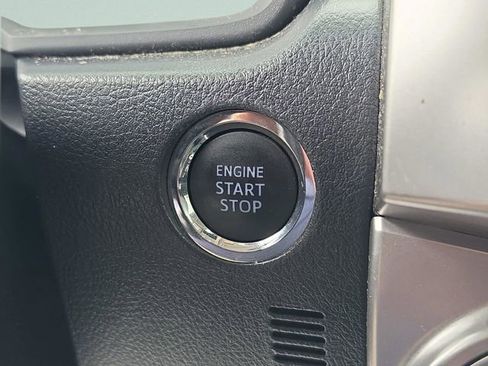 Used 2021 Toyota 4Runner Limited AWD/4WD image 36