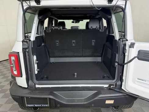 New 2026 Ford Bronco Badlands image 7