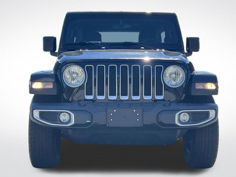 Used 2022 Jeep Wrangler Unlimited Sahara w/ Dual Top Group image 36