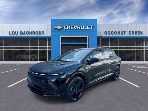 Used 2026 Chevrolet Equinox EV RS FWD image 4