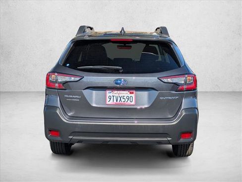 Certified 2025 Subaru Outback Premium image 5