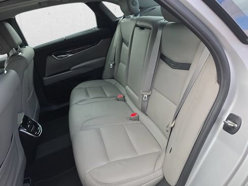 Used 2014 Cadillac XTS Premium FWD image 13