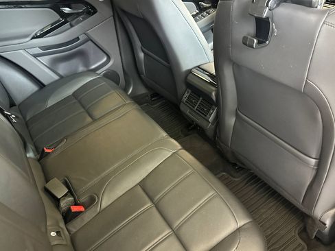 Used 2026 Land Rover Range Rover Evoque S image 29