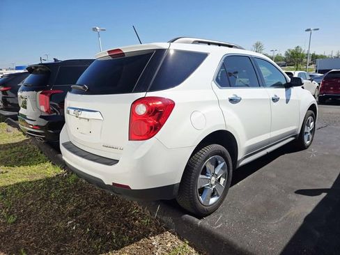 Used 2015 Chevrolet Equinox LT image 2