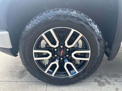 New 2026 GMC Sierra 1500 AT4 w/ AT4 Premium Package image 6