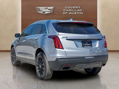 New 2026 Cadillac XT5 Premium Luxury w/ LPO, ONYX Package FWD image 6