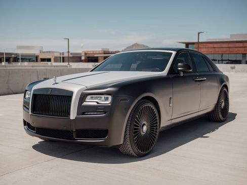 Used 2015 Rolls-Royce Ghost RWD image 1