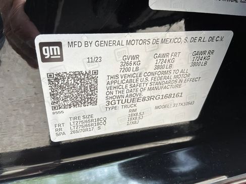 Used 2024 GMC Sierra 1500 AT4 w/ Technology Package AWD/4WD image 30