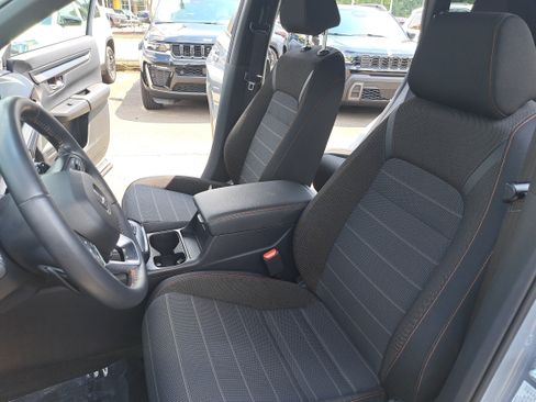 Used 2025 Honda CR-V Sport image 14