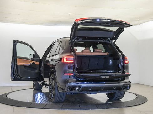 Used 2023 BMW X5 xDrive40i w/ M Sport Package AWD/4WD image 24