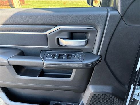 Used 2025 RAM 2500 Big Horn image 18
