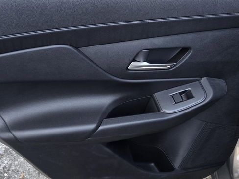 New 2026 Nissan Sentra SV w/ Floor Mat Package FWD image 9