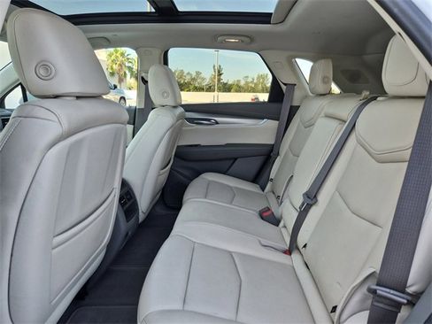 Used 2019 Cadillac XT5 Luxury image 22