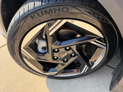 Used 2025 Kia K4 EX FWD image 26