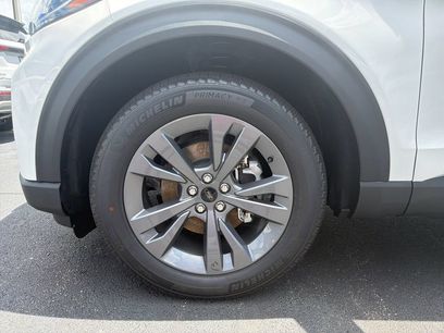 New 2026 Ford Explorer Active w/ Active Comfort Package
