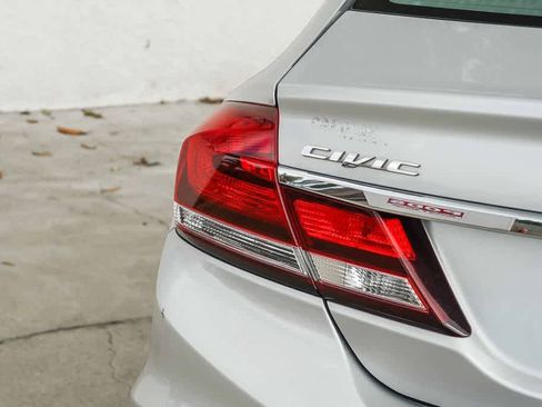 Used 2015 Honda Civic LX image 7