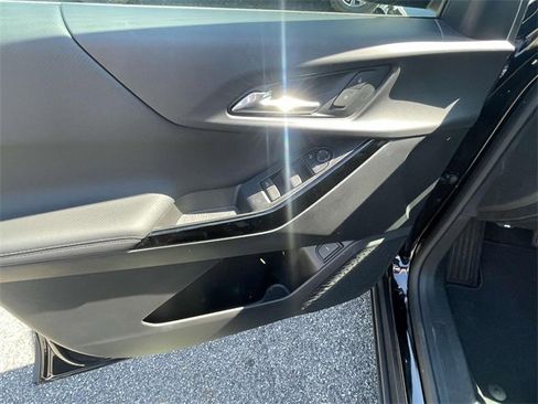 Certified 2025 Chevrolet Equinox LT w/ Convenience Package II image 16