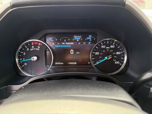 Used 2021 Ford F350 Lariat w/ Lariat Value Package AWD/4WD image 16