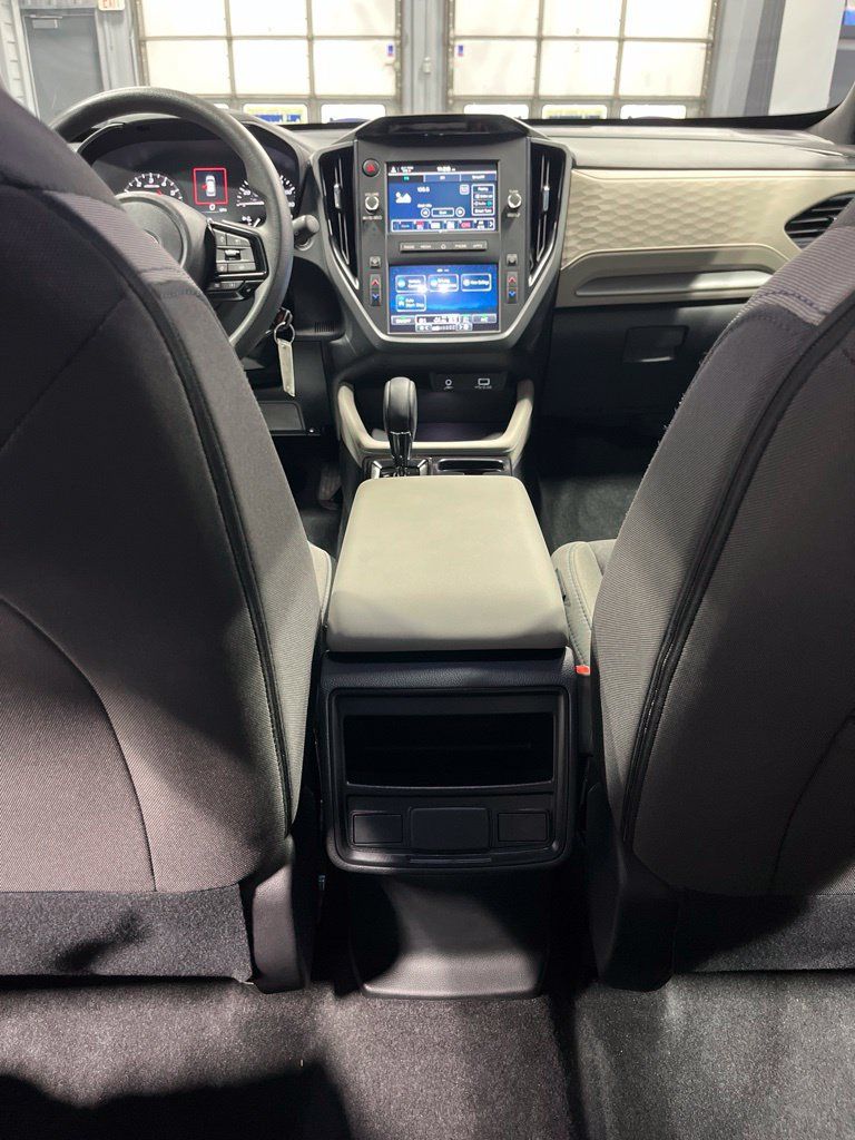 Used 2026 Subaru Forester AWD/4WD image 31