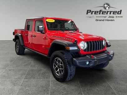 Used 2024 Jeep Gladiator Rubicon w/ Convenience Group
