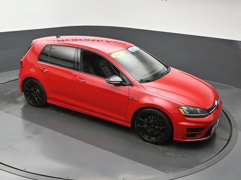 Used 2017 Volkswagen Golf R 4-Door AWD/4WD image 3