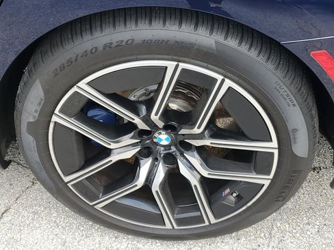 Used 2024 BMW 760i xDrive 760i xDrive w/ Premium Package image 5