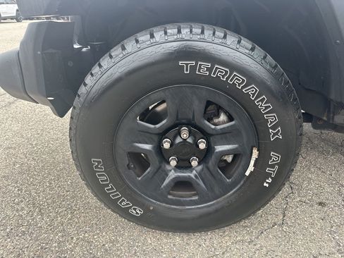 Used 2020 Jeep Wrangler Unlimited Sport AWD/4WD image 33
