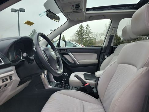 Used 2016 Subaru Forester 2.5i Premium image 15