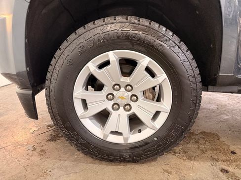 Used 2017 Chevrolet Colorado LT w/ Luxury Package, Chrome AWD/4WD image 14