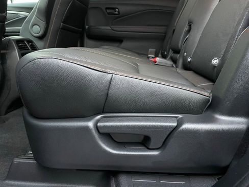 Certified 2022 Honda Passport TrailSport image 40