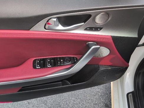 Used 2020 Kia Stinger GT2 AWD/4WD image 20
