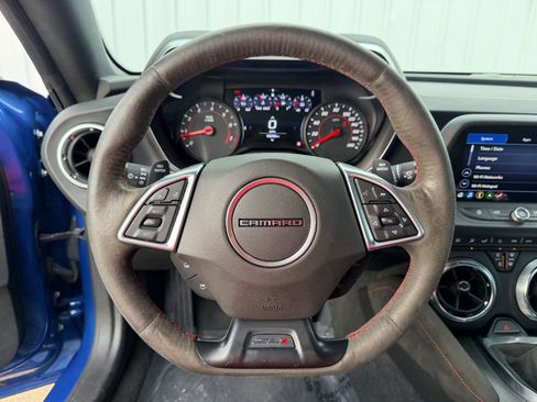 Used 2019 Chevrolet Camaro ZL1 RWD image 13