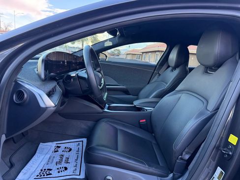 Used 2024 Lucid Air Touring AWD/4WD image 11
