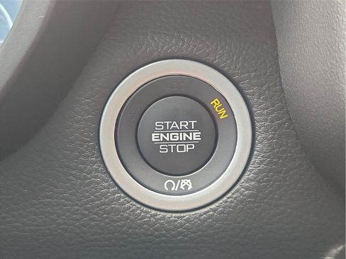 Used 2023 RAM 1500 Big Horn AWD/4WD image 16