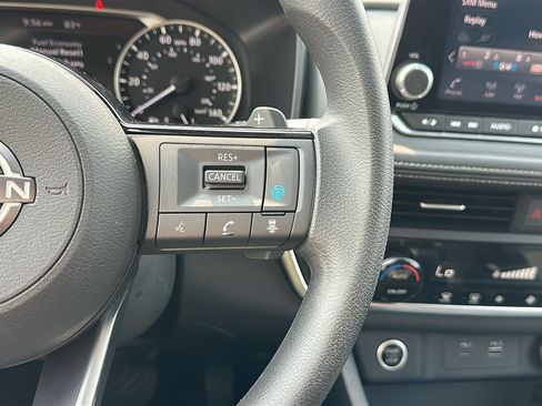 Certified 2023 Nissan Rogue SV AWD/4WD image 15